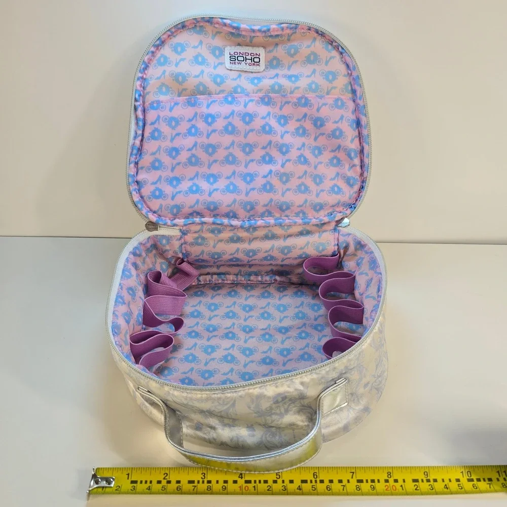 Disney Cinderella Makeup Bag London Soho New York Silver Blue Cosmetic‎ Case
